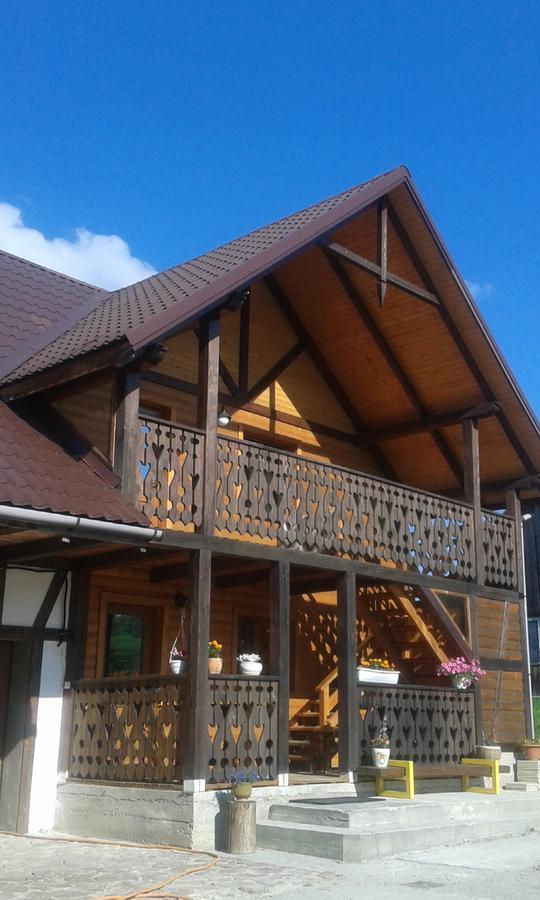 Cottage Palitra Yablunytsya Luaran gambar